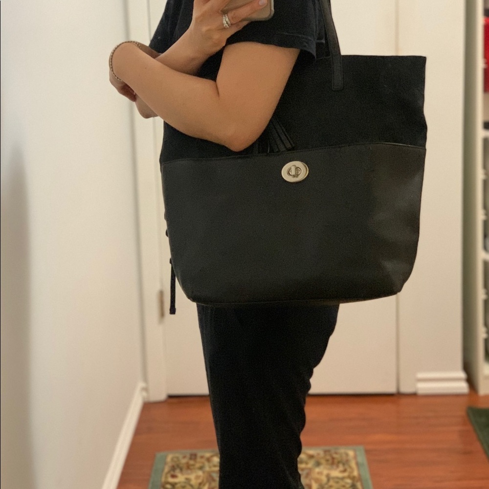 ❤️SOLD❤️Coach Tote